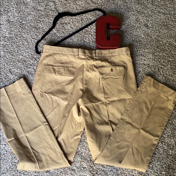 EXPRESS Men’s khaki casual slacks - Picture 4 of 6